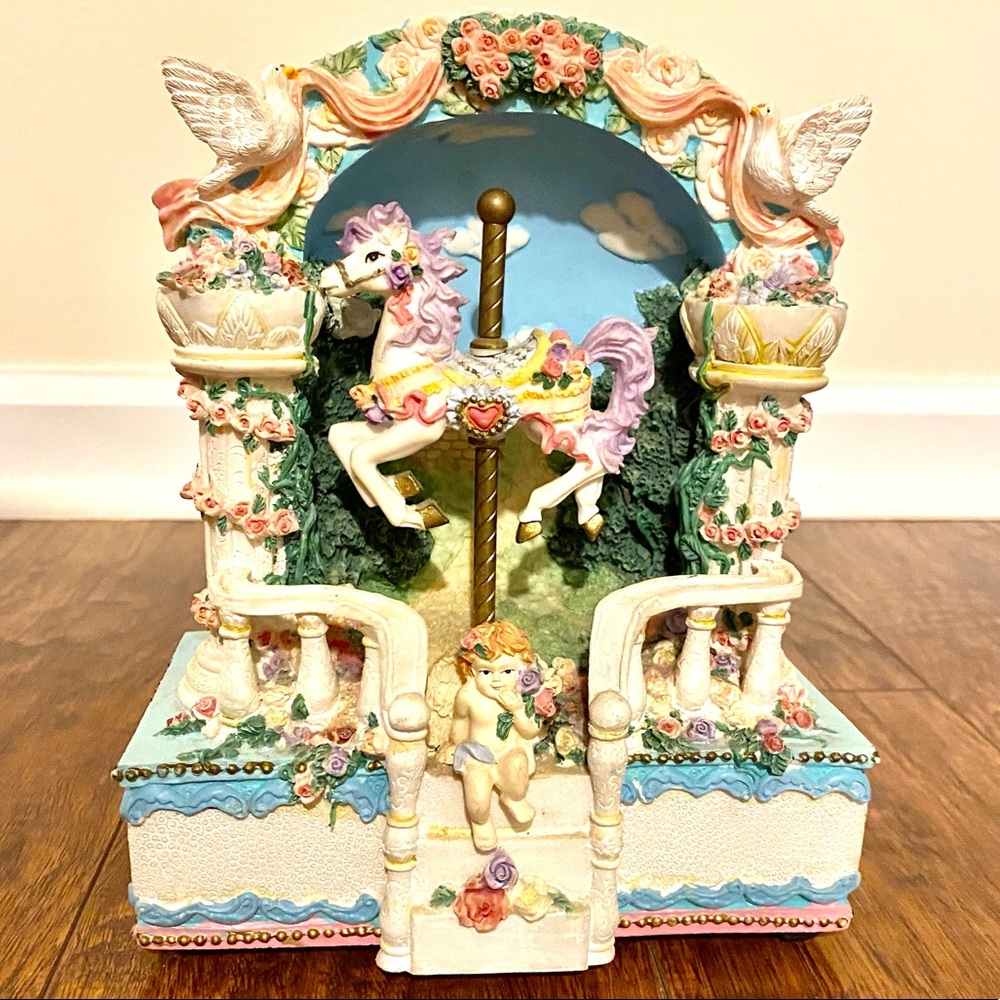 Vintage Somewhere in Time tune Horse Carousel Birds and Angel Music Box